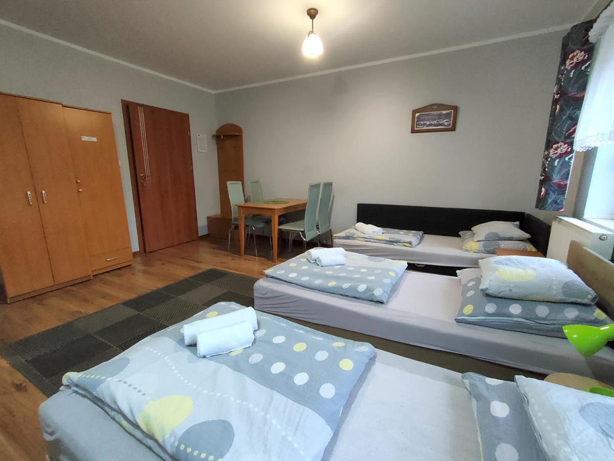 Bed and Breakfast Stajnia Pod Debem Starachowice Exterior foto